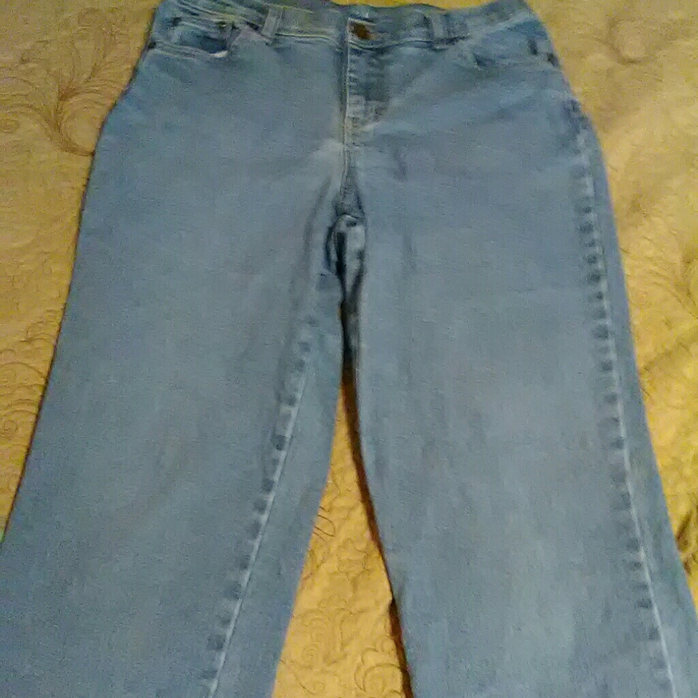 Style & Co faded jeans - Picture 2 of 4